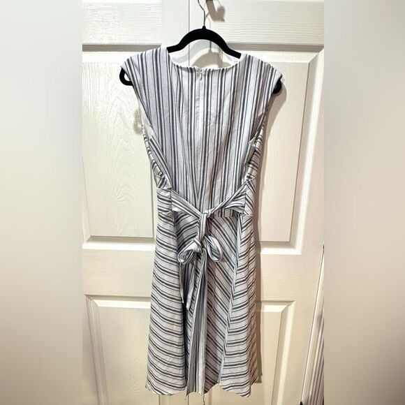 Lauren Ralph Lauren Sz 14 Gray/Dark White Stripe Wrap Style Striped Dress $155 - Picture 3 of 4